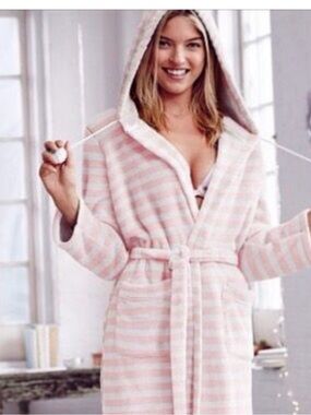 Victoria's Secret Hooded short hood stripe Cozy Robe small  used
